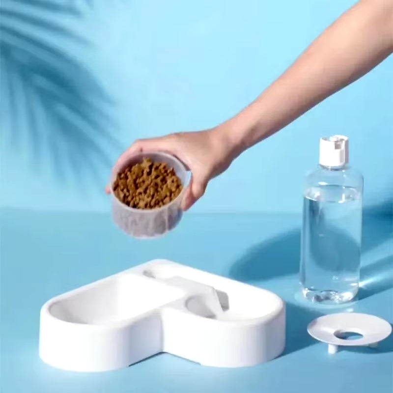 Self-Refilling Pet Water Bowl